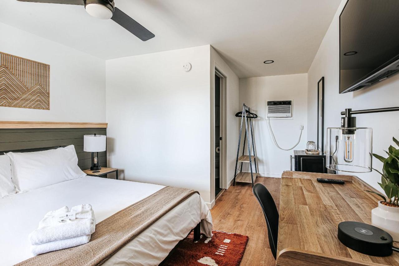 Grey Pine Lodge Waynesboro Rom bilde