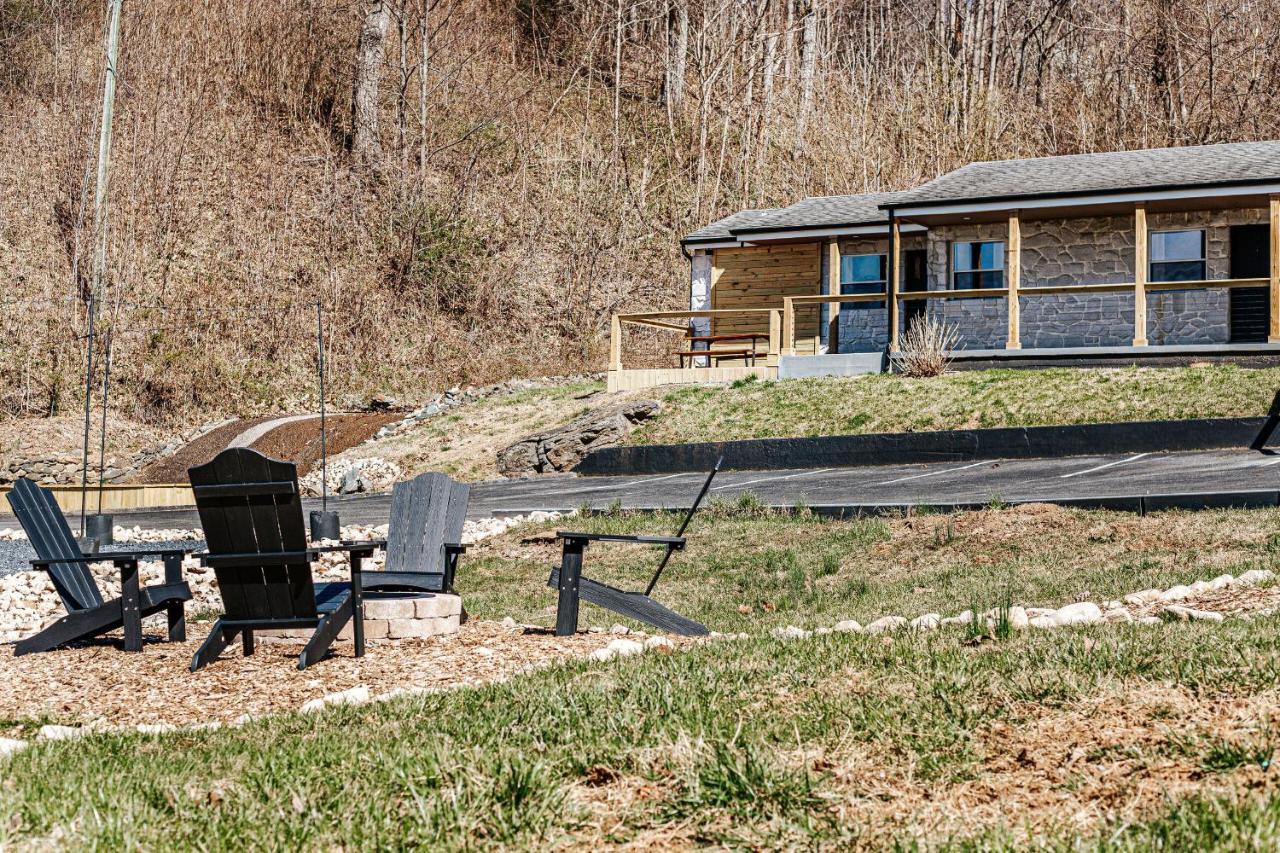 Grey Pine Lodge Waynesboro Rom bilde