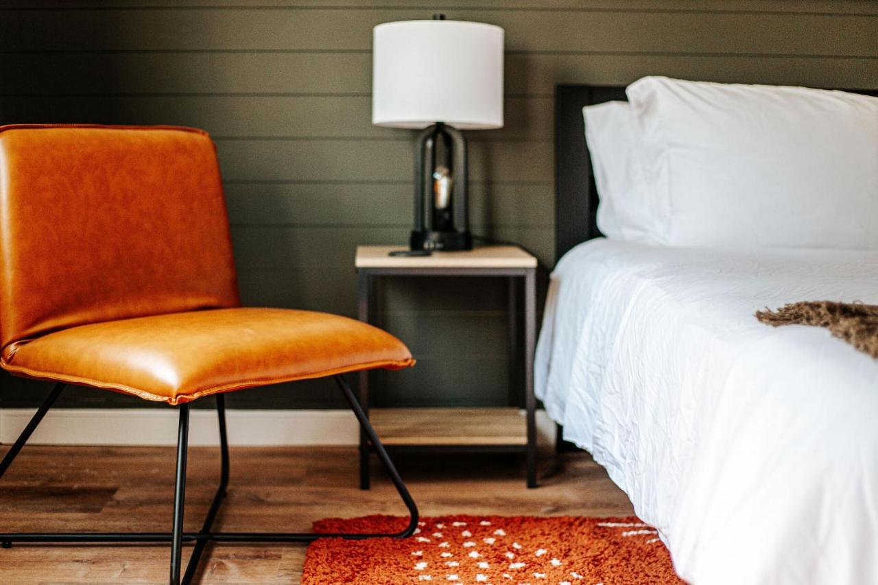 Grey Pine Lodge Waynesboro Eksteriør bilde